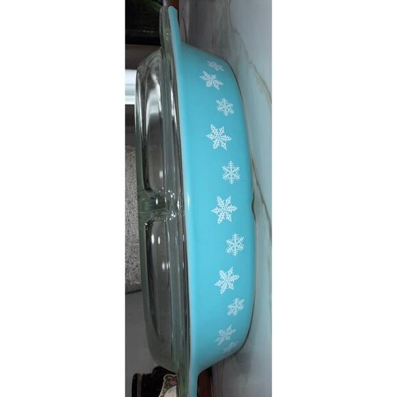 PYREX Turquoise Snowflake Divided Casserole Dish With Lid 1/2 Quart Vintage 1950 - Picture 9 of 11